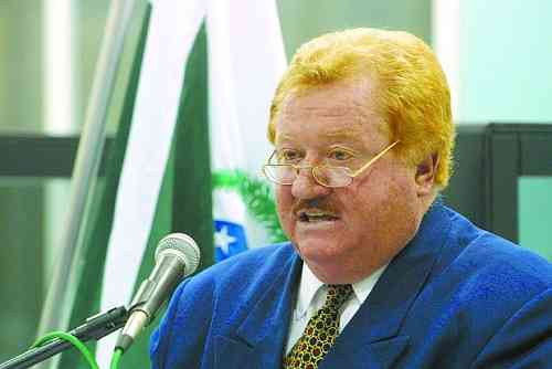 Reprodução - <i>Político estava internado desde o dia 14, quando passou por cirurgia cardíaca</i> Reprodução - <i>Político estava internado desde o dia 14, quando passou por cirurgia cardíaca</i>