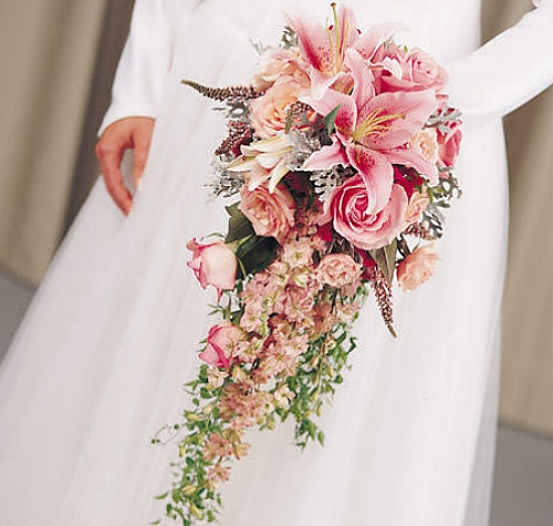 Reprodução - O modelo mais ousado: bouquet cascata Reprodução - O modelo mais ousado: bouquet cascata