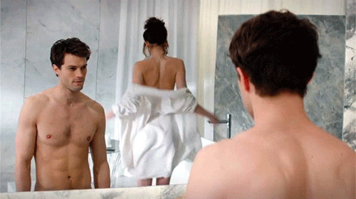 Reprodução - Cenas: filme 'Cinquenta tons de cinza' Reprodução - Cenas: filme 'Cinquenta tons de cinza'