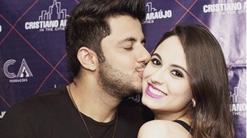 Reprodução/Instagram - Cristiano Araújo e a namorada Allana Moraes Coelho Reprodução/Instagram - Cristiano Araújo e a namorada Allana Moraes Coelho