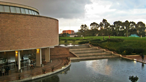 Reprodução/Pixabay - Parque Biblioteca de Bogotá