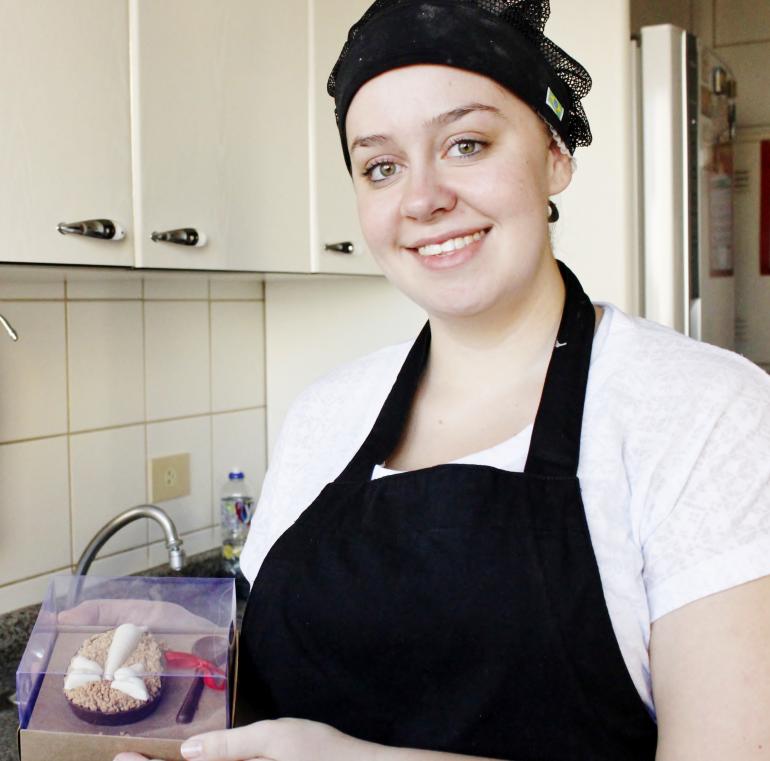 Ludmila P. Hernandes - A jornalista e estudante de gastronomia, Aline Schwanz