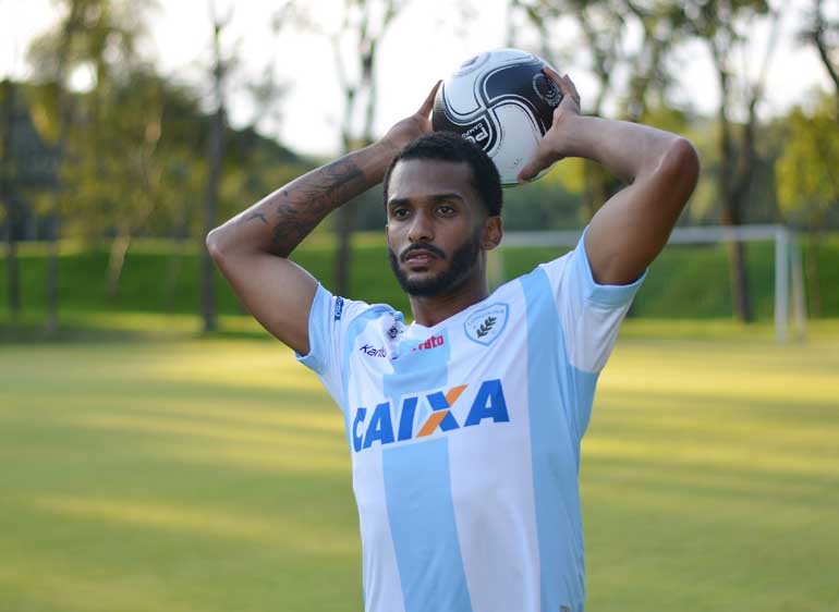 Gustavo Oliveira/Londrina Esporte Clube Gustavo Oliveira/Londrina Esporte Clube
