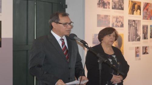Fotógarafo: Decio Romano - Daniel Maurício (Mestre de Cerimônias) e Isabel Furini (Presidente da AVIPAF) Fotógarafo: Decio Romano - Daniel Maurício (Mestre de Cerimônias) e Isabel Furini (Presidente da AVIPAF)