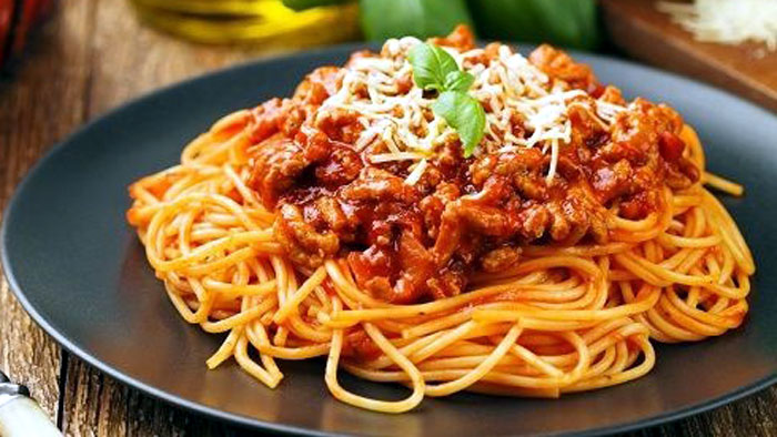 O irresistível macarrão com carne moída