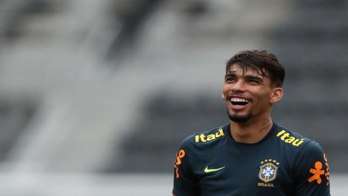 Venda de Paquetá ao Milan rendeu R$ 100 milhões aos cofres do Flamengo Venda de Paquetá ao Milan rendeu R$ 100 milhões aos cofres do Flamengo