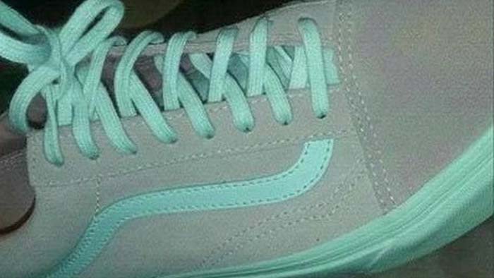 tenis rosa com branco ou cinza com verde