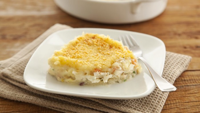 Semana Santa: Escondidinho de bacalhau com batatas e requeijão é muito ...