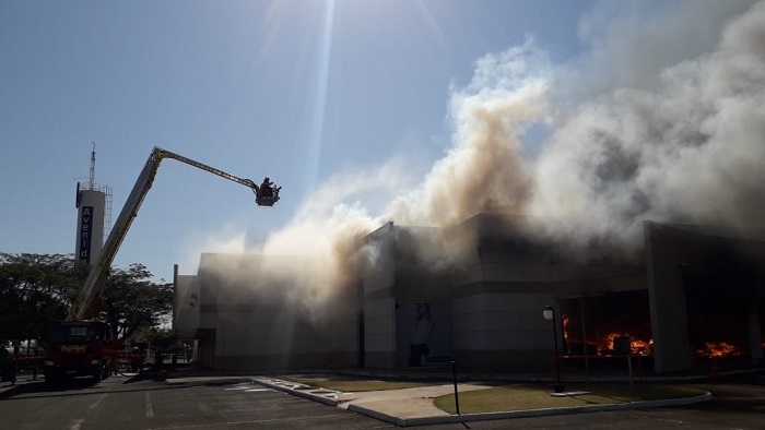 Divulgação/Bombeiros de <a href='/tags/maringa/' rel='noreferrer' target='_blank'>Maringá</a> Divulgação/Bombeiros de <a href='/tags/maringa/' rel='noreferrer' target='_blank'>Maringá</a>