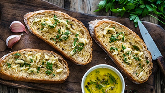 P�o com azeite e alho, combina��o deliciosa